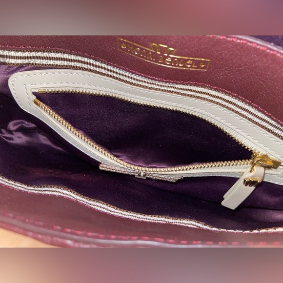 Women’s HENRI BENDEL brown and gold shoulder bag/clutch with gold hardware - Picture 14 of 17